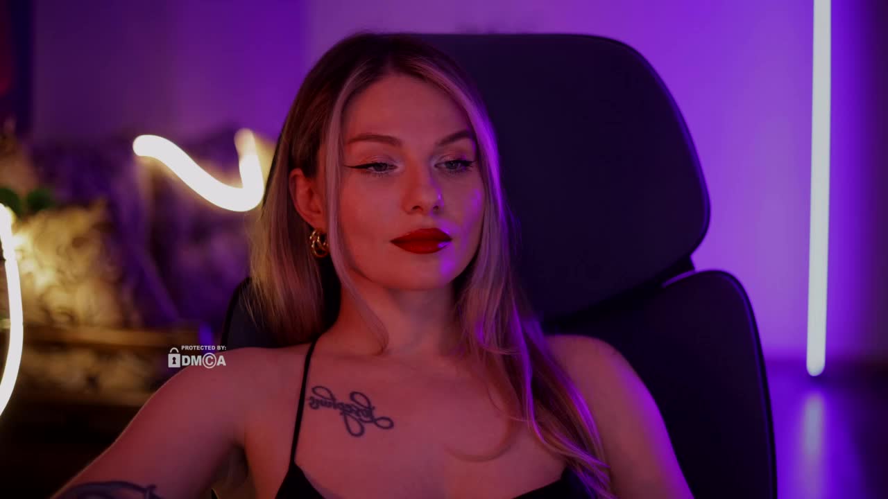 D_i_aM Cam Model Chat November 3, 2025