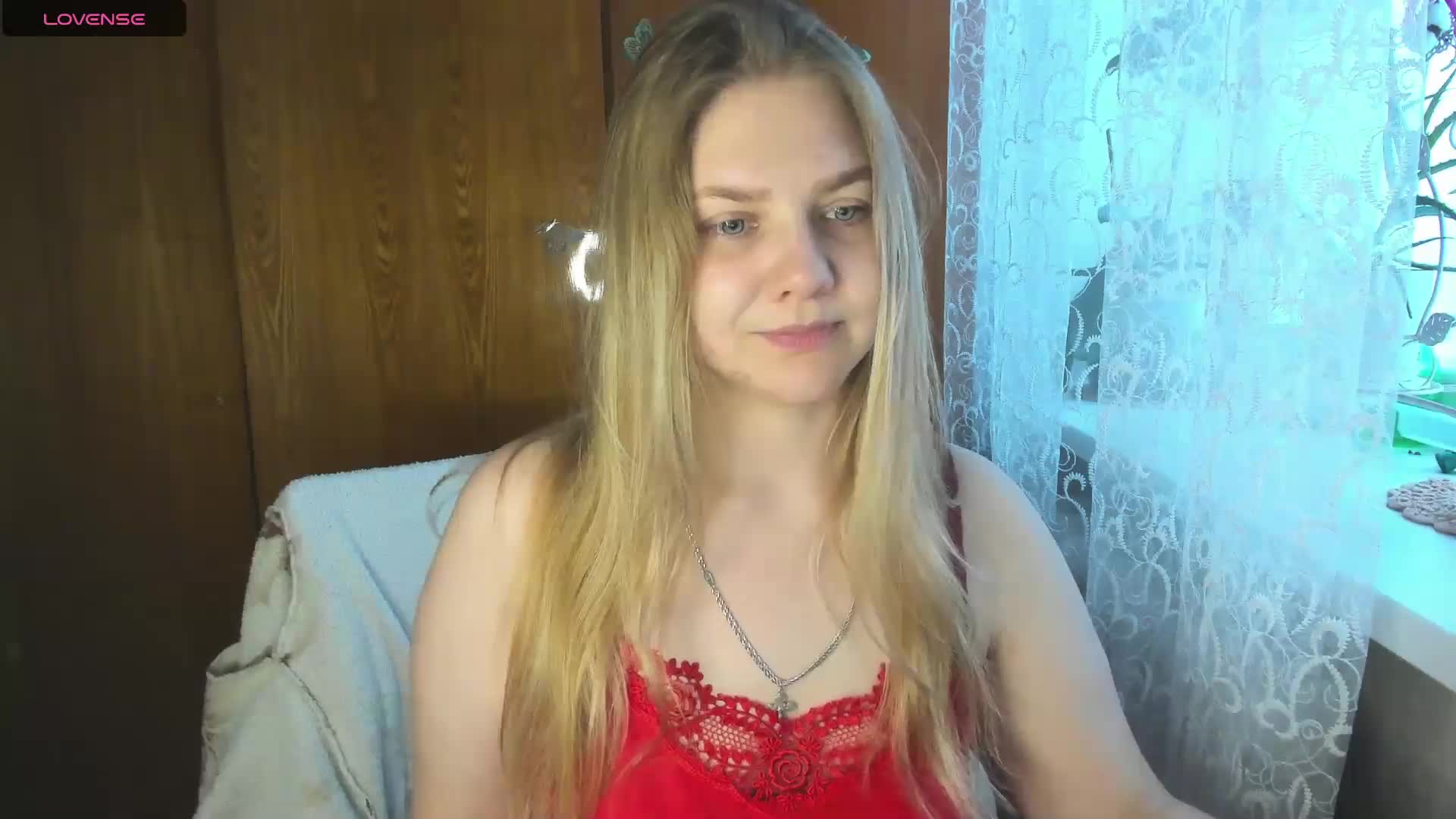 Emma-Frizea Cam Model Chat November 7, 2025