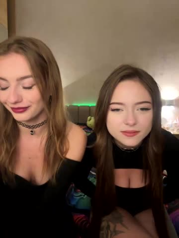 -BaRaH0LkA- Cam Model Chat November 7, 2025