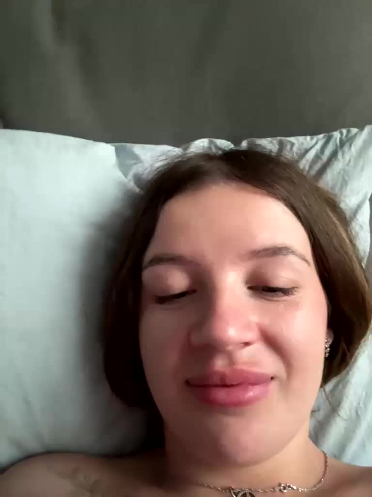 Rosalinelov Cam Model Chat November 7, 2025