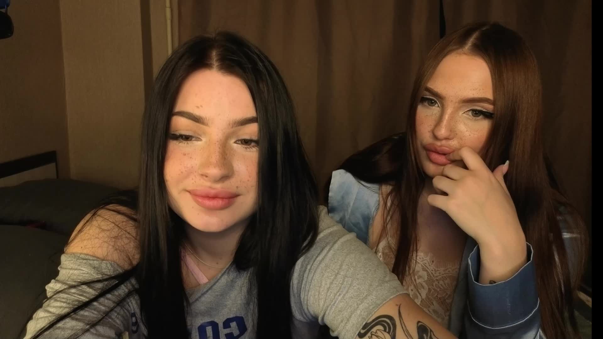 LisaAndDenis Cam Model Chat November 7, 2025