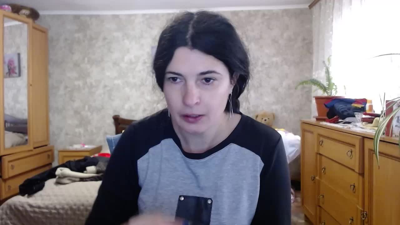 KristiWhite Cam Model Chat November 7, 2025