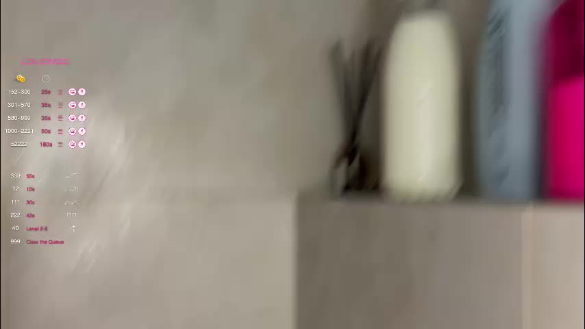 a_p_p_l_e Cam Model Chat November 7, 2025