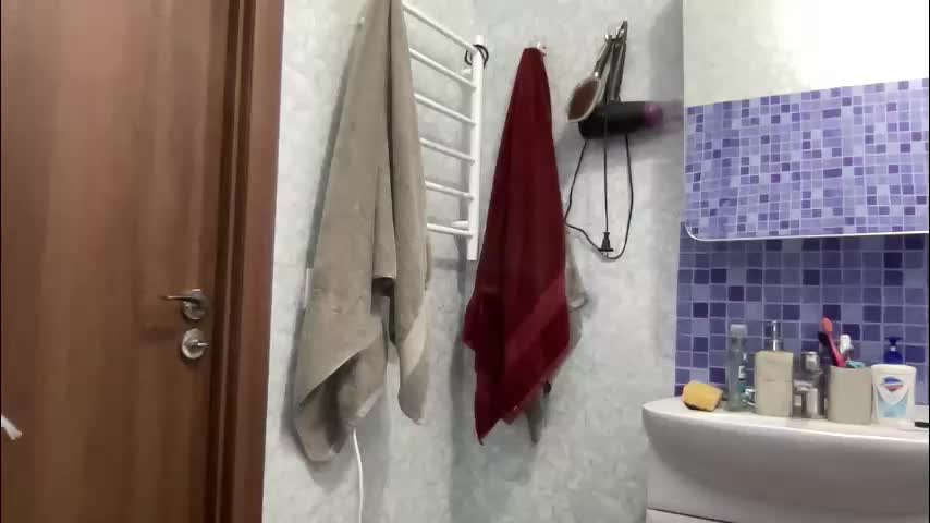 blondeqloveah Cam Model Chat November 7, 2025