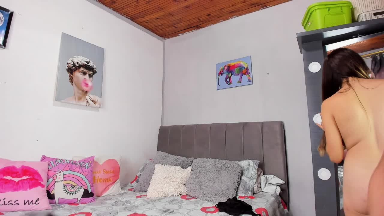 naughtylovers Cam Model Chat November 7, 2025