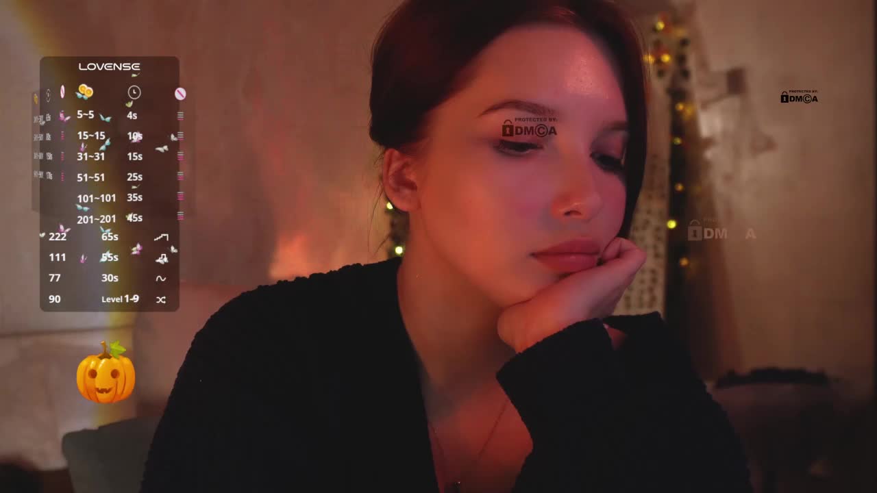 _Q_ Cam Model Chat November 7, 2025