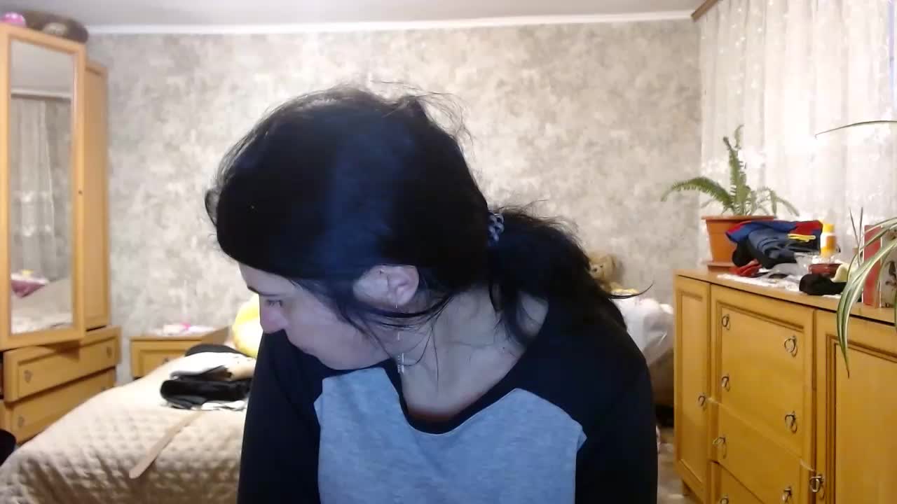 KristiWhite Cam Model Chat November 7, 2025