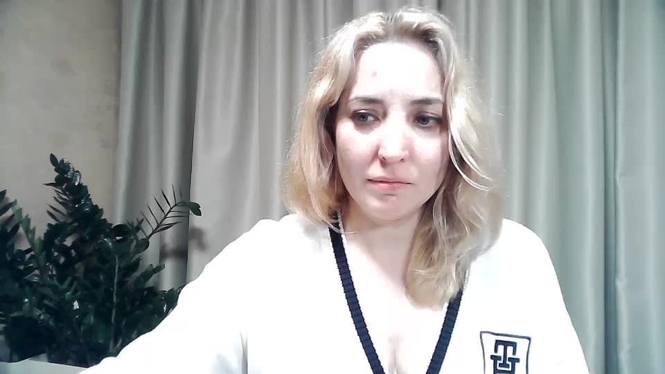 mariska-kiska Cam Model Chat November 8, 2025