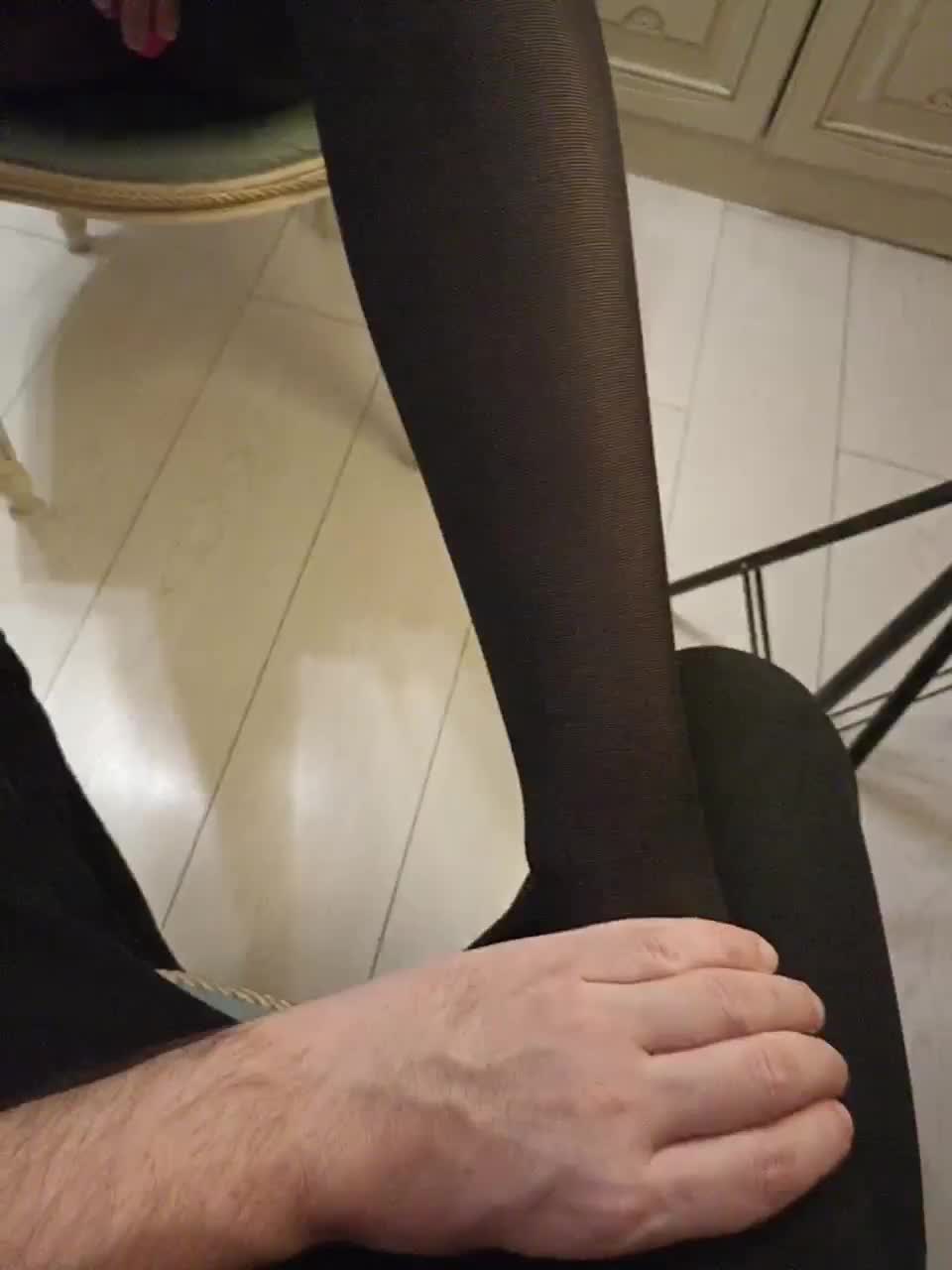 GQNAMI Cam Model Chat November 8, 2025