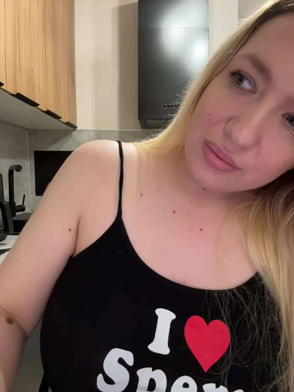 -Sonya699- Cam Model Chat November 8, 2025