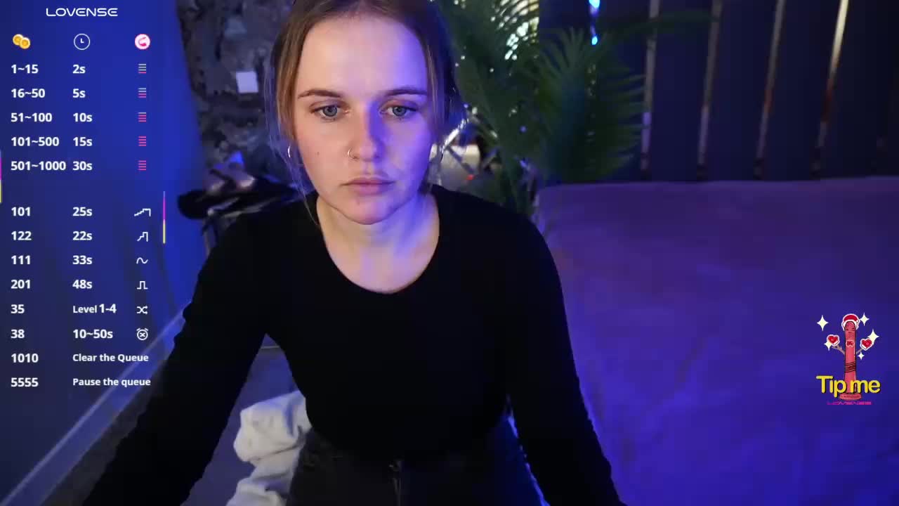 MaribelRiver Cam Model Chat November 8, 2025