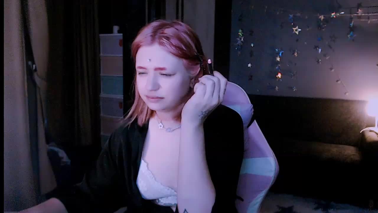 mymoonstar Cam Model Chat November 8, 2025