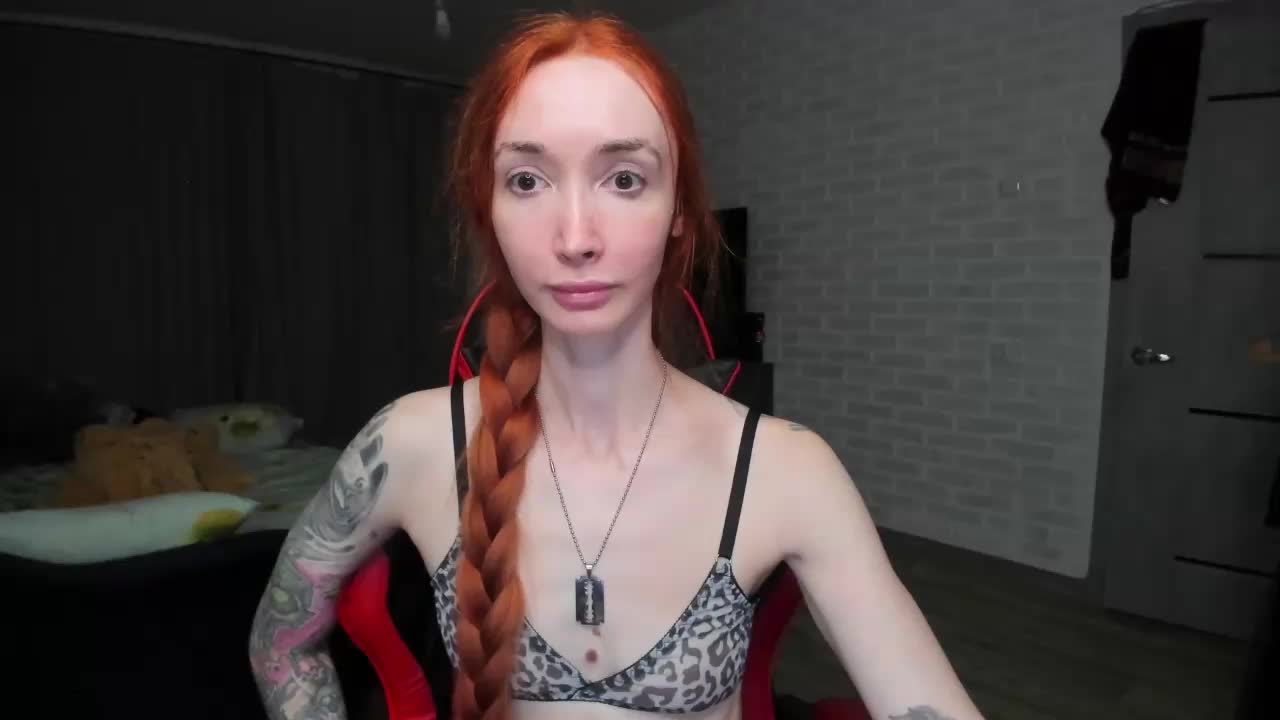 Roxy-Sun Cam Model Chat November 8, 2025