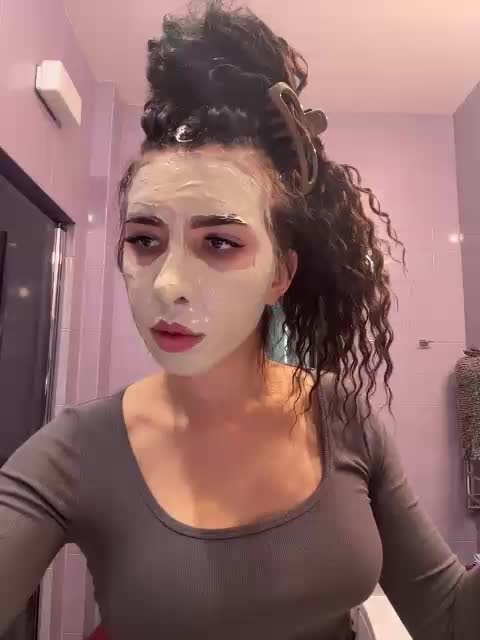 -DEVOCHKA-YYY- Cam Model Chat November 8, 2025