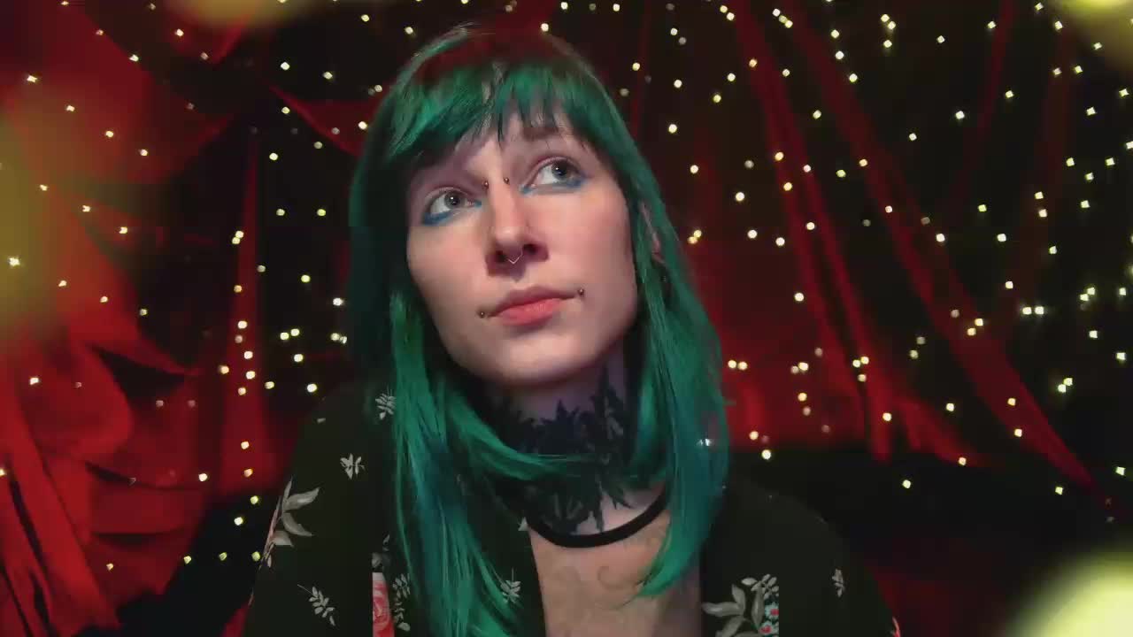 LittleSpaceMouse- Cam Model Chat November 8, 2025