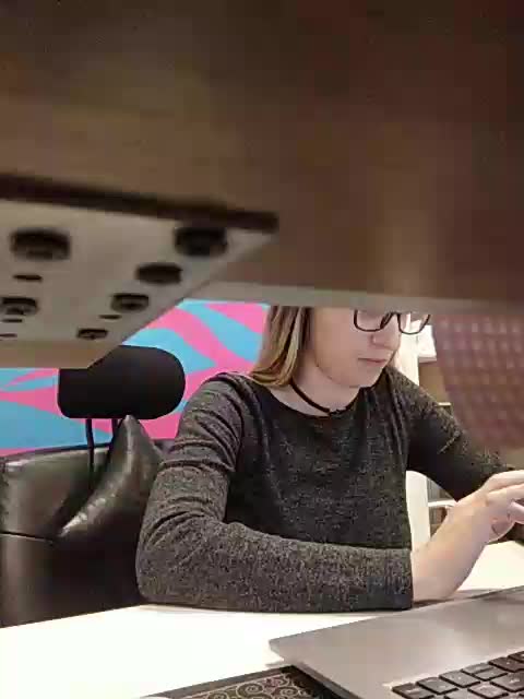 Xo4y-Tpax Cam Model Chat November 8, 2025