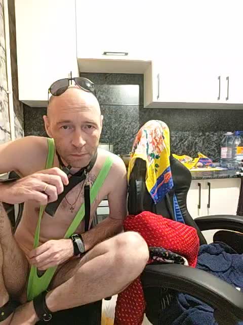 Innokentiy449 Cam Model Chat November 8, 2025