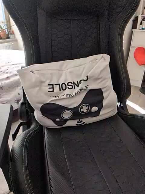 MissMiaX Cam Model Chat November 8, 2025