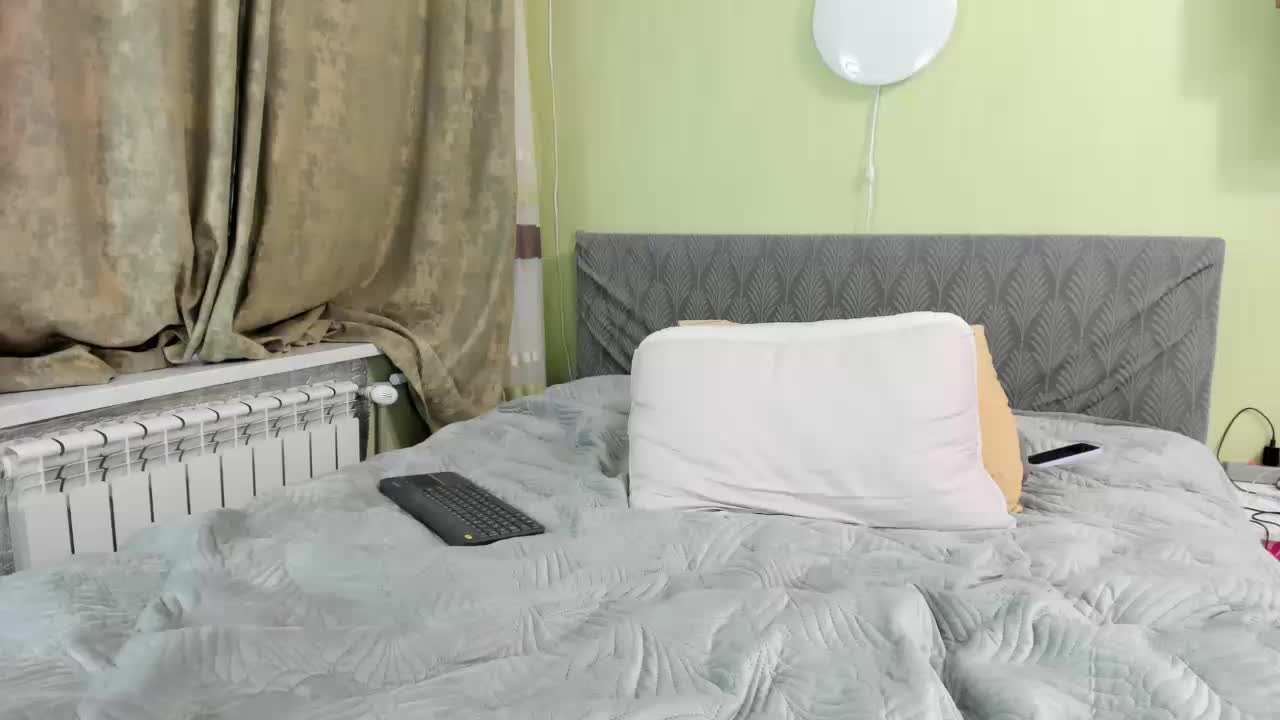 Kira2025 Cam Model Chat November 8, 2025