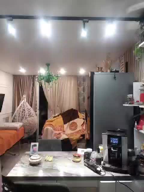 MadisonLove Cam Model Chat November 8, 2025