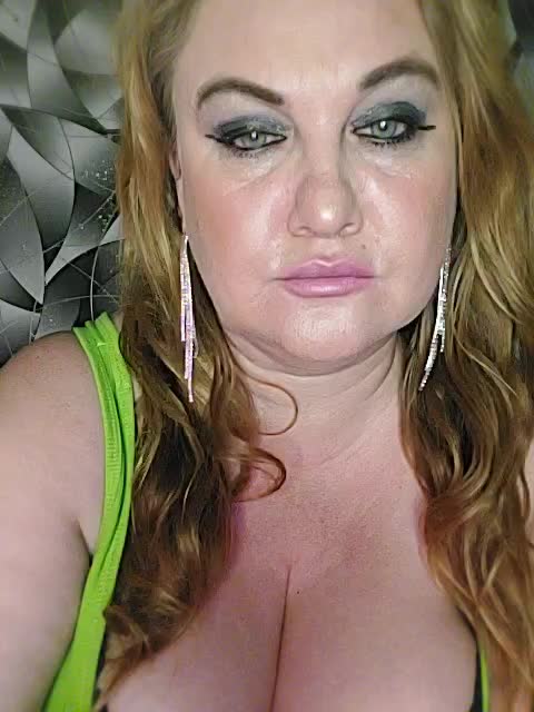 -Your_dream- Cam Model Chat November 8, 2025