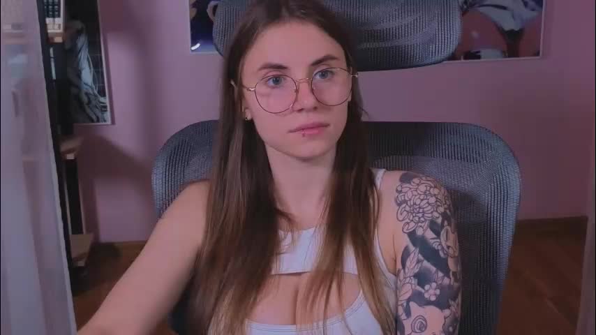 _lovelylove_ Cam Model Chat November 8, 2025