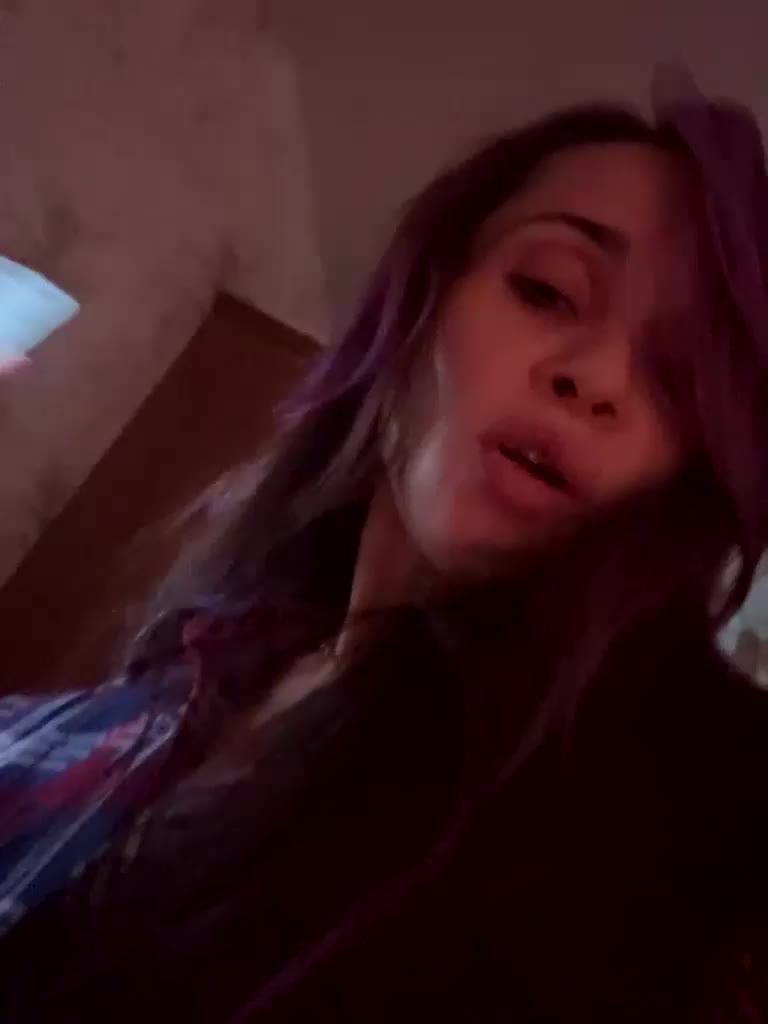 VIP17CoupleDream Cam Model Chat November 8, 2025