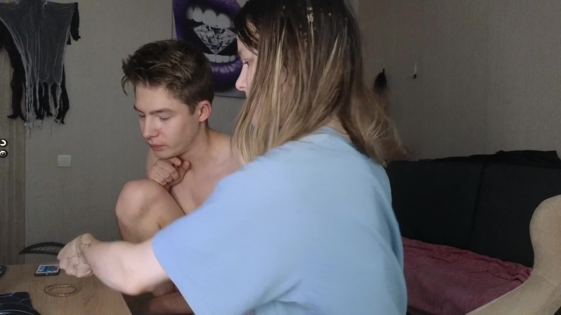 mali- Cam Model Chat November 8, 2025