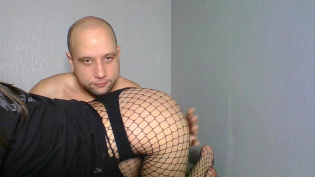 Sweet_Couple Cam Model Chat November 8, 2025