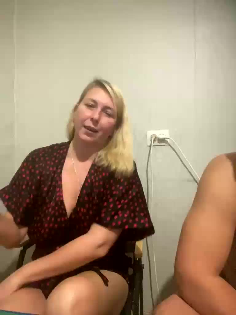 Xyligana Cam Model Chat November 8, 2025