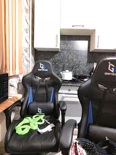 Innokentiy449 Cam Model Chat November 8, 2025