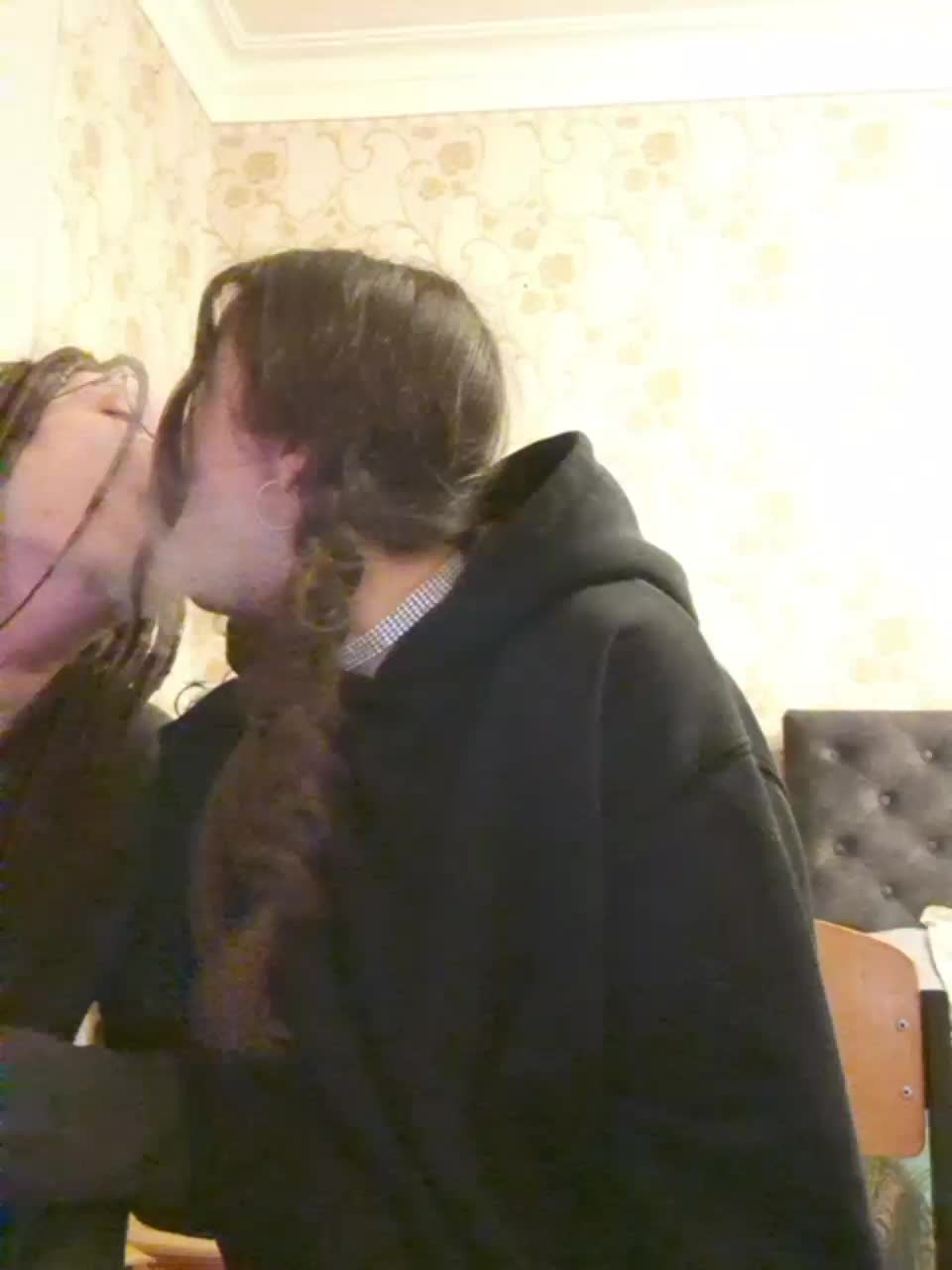 Love_Crew Cam Model Chat November 8, 2025