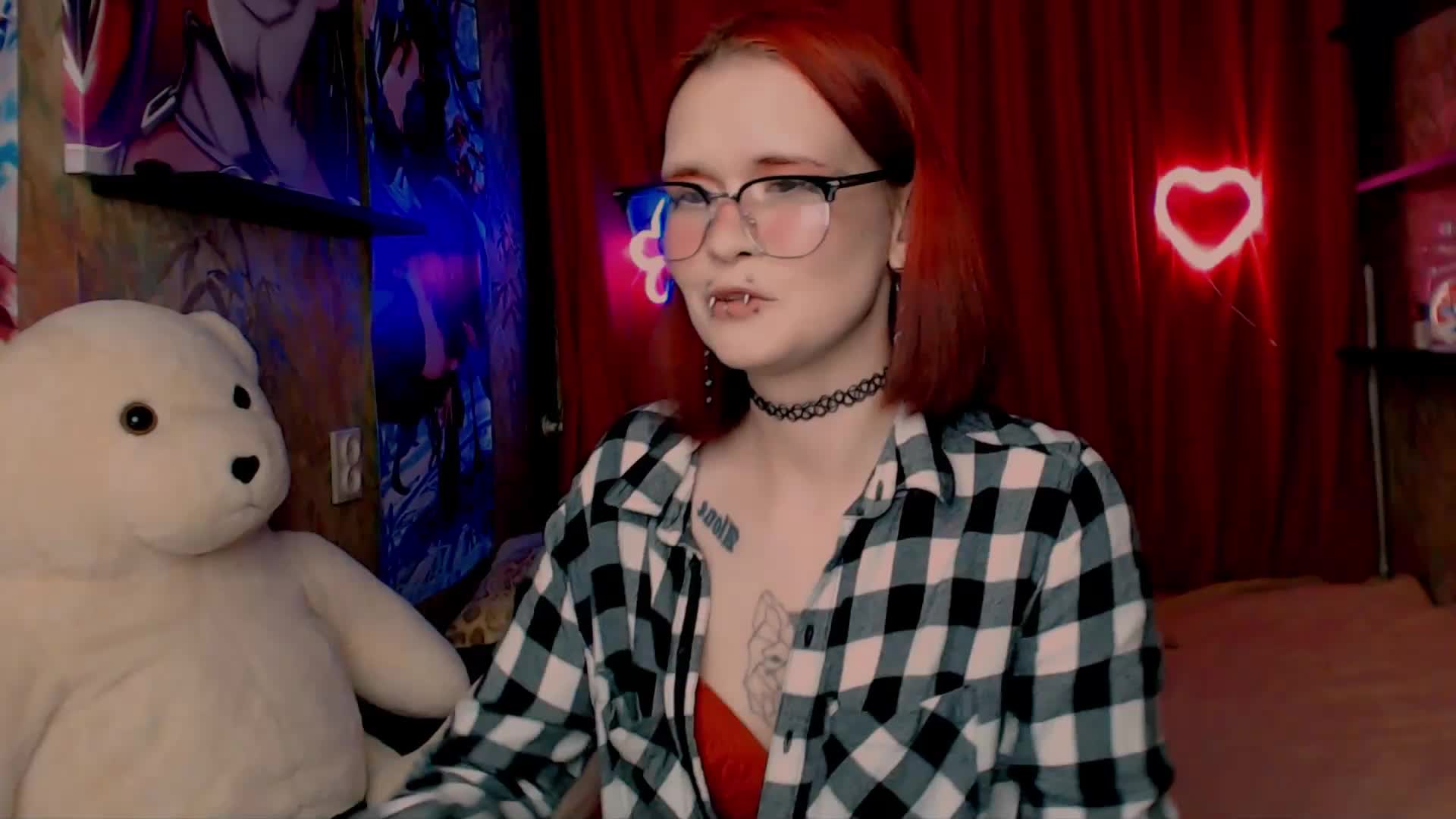 Velvet-and-Venom Cam Model Chat November 8, 2025