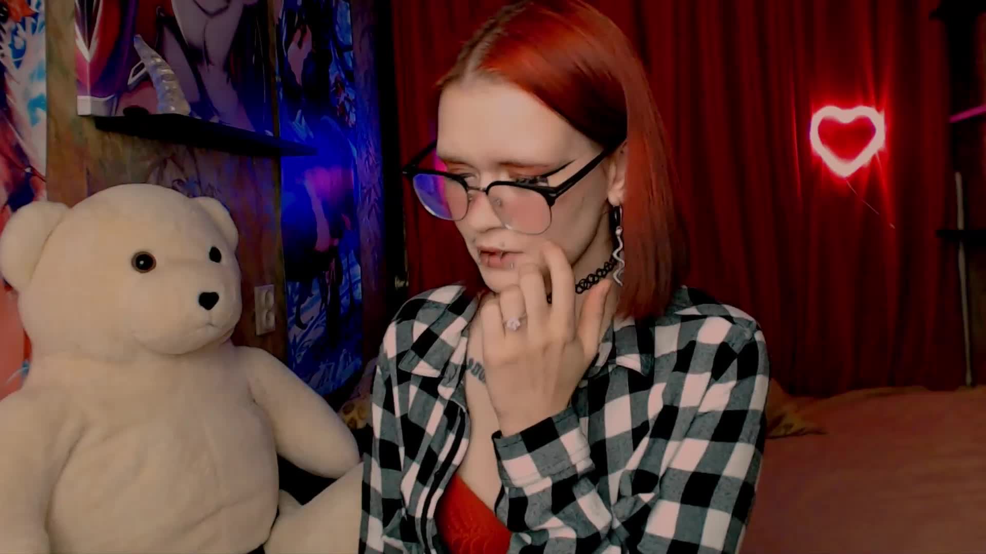 Velvet-and-Venom Cam Model Chat November 8, 2025