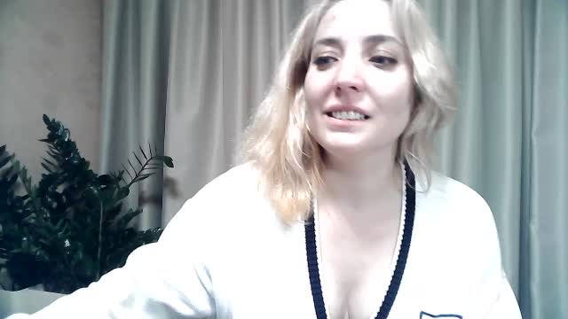 mariska-kiska Cam Model Chat November 8, 2025