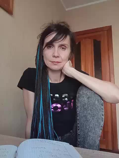 Hellenalonenochka Cam Model Chat November 9, 2025