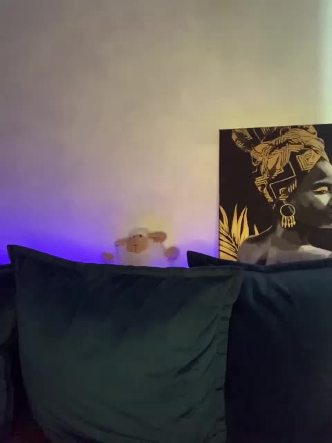 WILDGIRL Cam Model Chat November 9, 2025