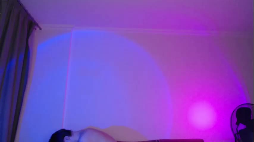 hello_imkitty Cam Model Chat November 9, 2025