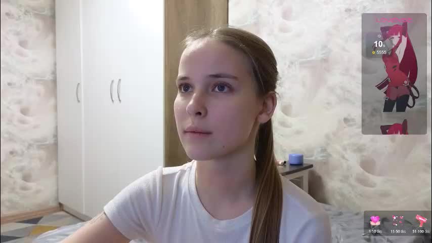 taiti_fox_cub Cam Model Chat November 9, 2025