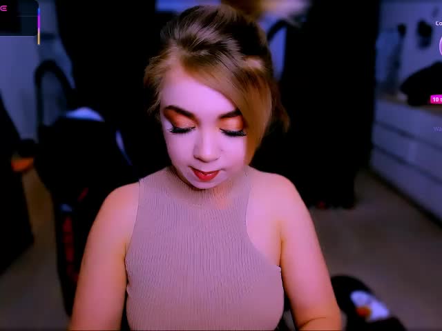 BabyNicole Cam Model Chat November 9, 2025