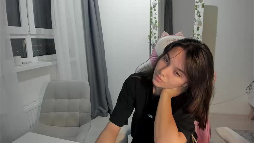 kesh_mne Cam Model Chat November 9, 2025