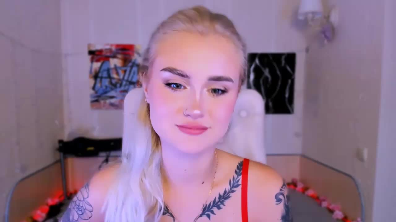 Ravenaaaa Cam Model Chat November 9, 2025