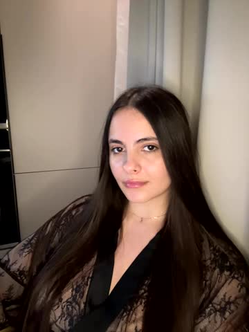 Cherry_s Cam Model Chat November 9, 2025