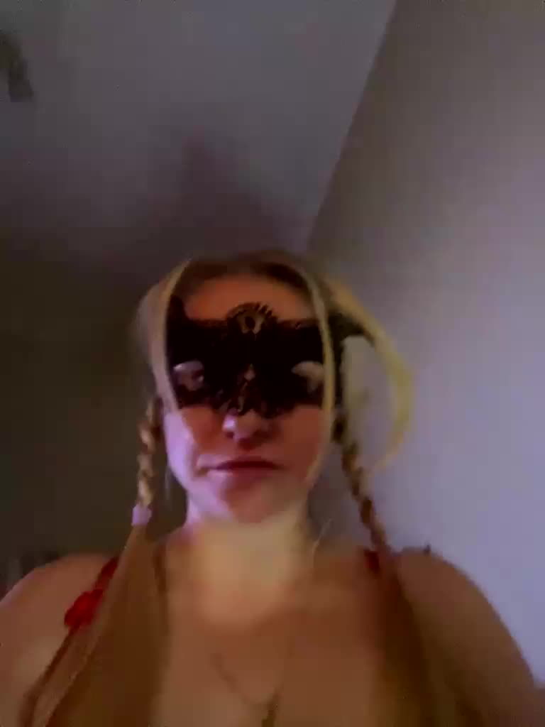 LiSA69-mur Cam Model Chat November 10, 2025