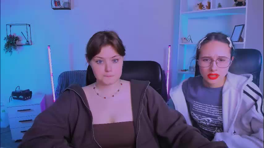 mona_cloud Cam Model Chat November 10, 2025