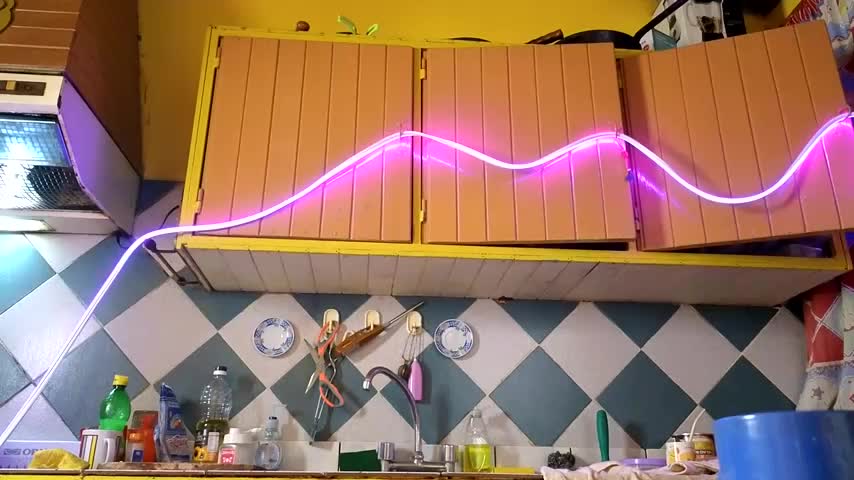 Jony_Marta Cam Model Chat November 10, 2025