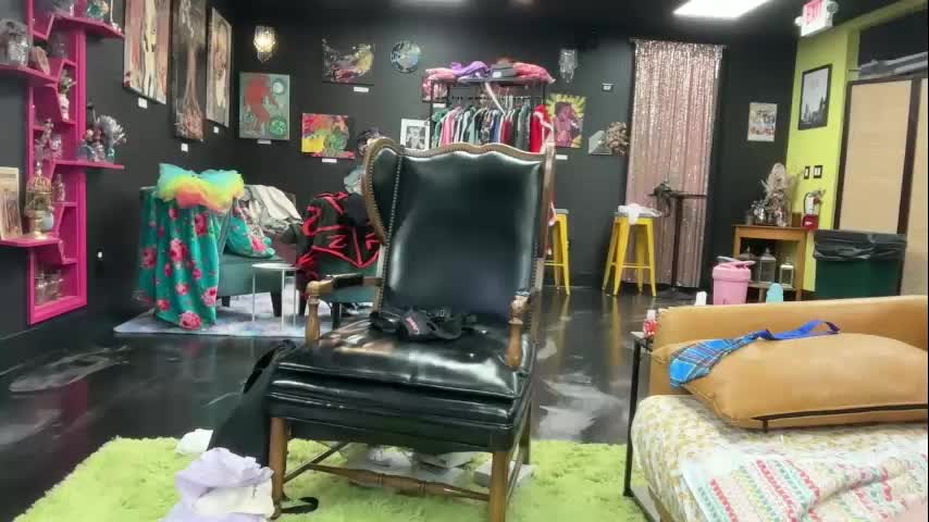 matchingtracksuits Cam Model Chat November 10, 2025