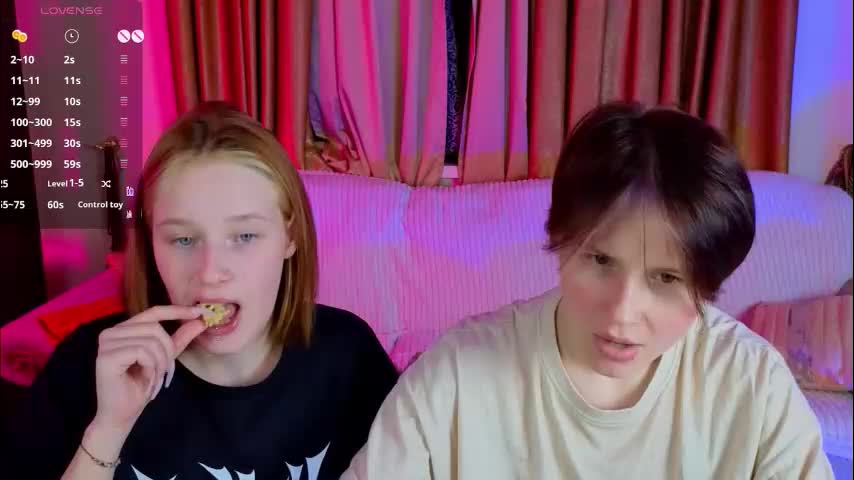 berry_assortment Cam Model Chat November 10, 2025