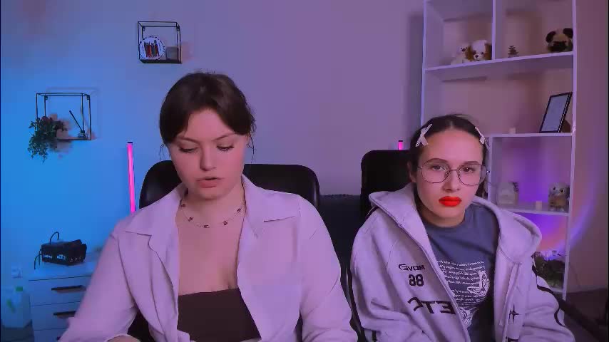 mona_cloud Cam Model Chat November 10, 2025