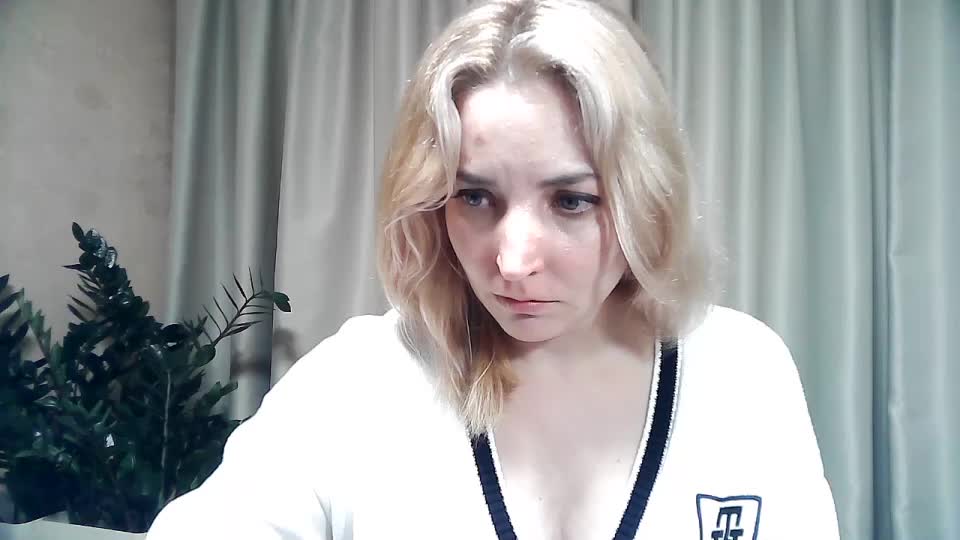 mariska-kiska Cam Model Chat November 10, 2025